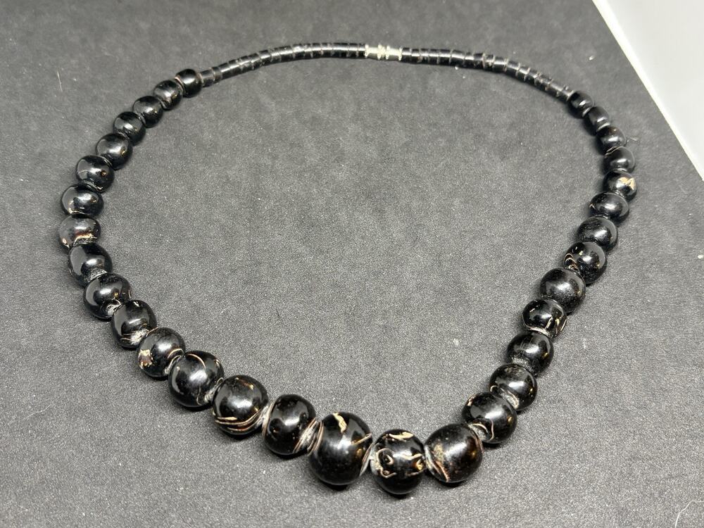 Vintage Natural Black Coral Round Graduated Polished Bead Necklace 16”